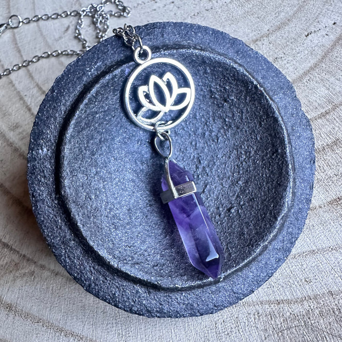 AMETHYST CRYSTAL NECKLACE
