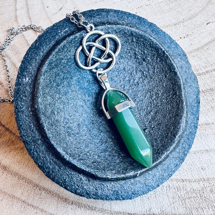 GREEN AVENTURINE CRYSTAL NECKLACE