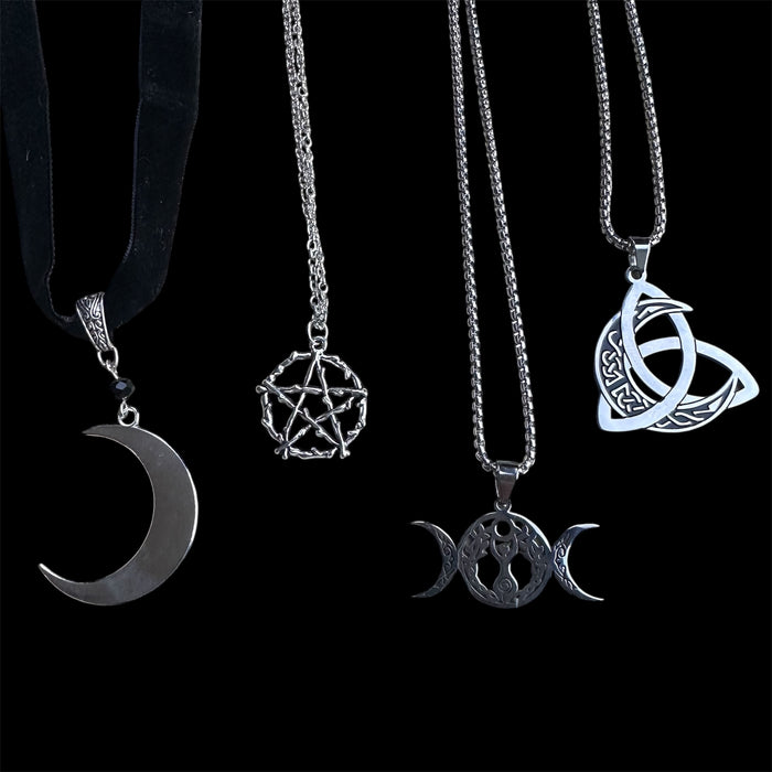 SACRED TRIQUETRA NECKLACE
