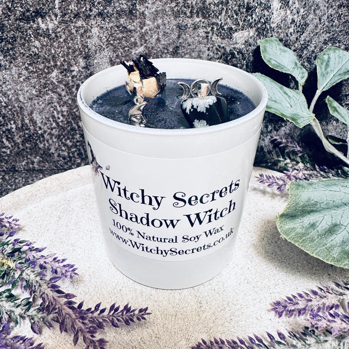 SHADOW WITCH CANDLE - MUSK AND SANDALWOOD